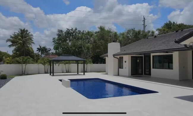 Foto del edificio - 12382 SW 99th St
