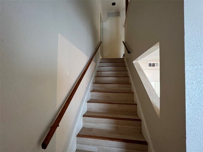 Foto del edificio - 2100 Wilcrest Dr