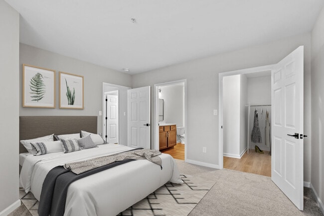 Building Photo - The Reserve at Glenville