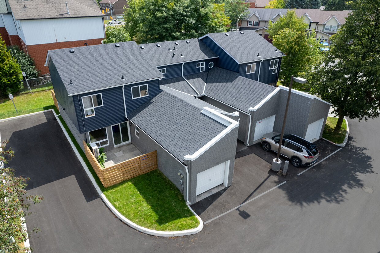 Primary Photo - Cedar Valley Townhomes