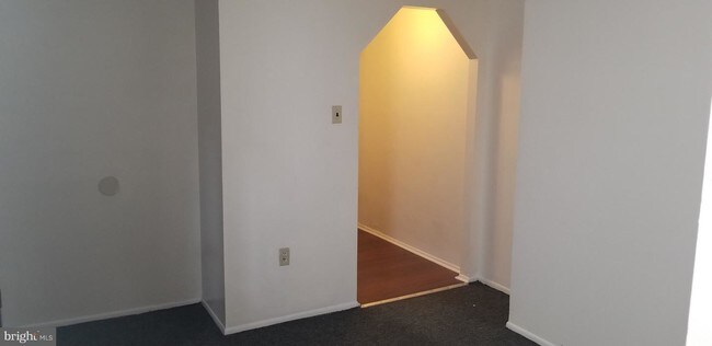 Building Photo - 1520 Brown St