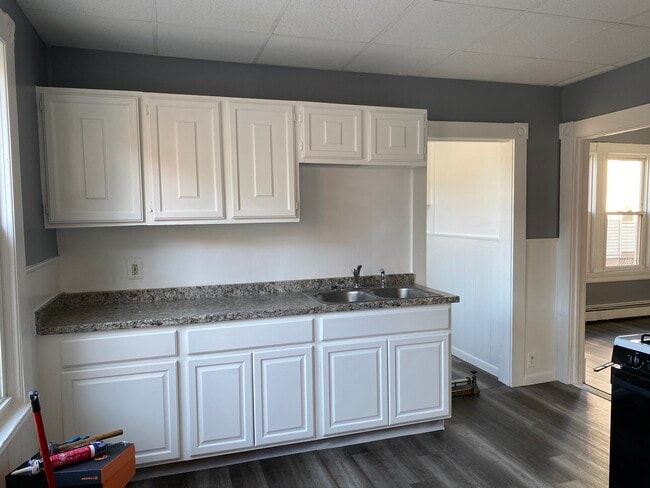 Kitchen - 66 Preston St