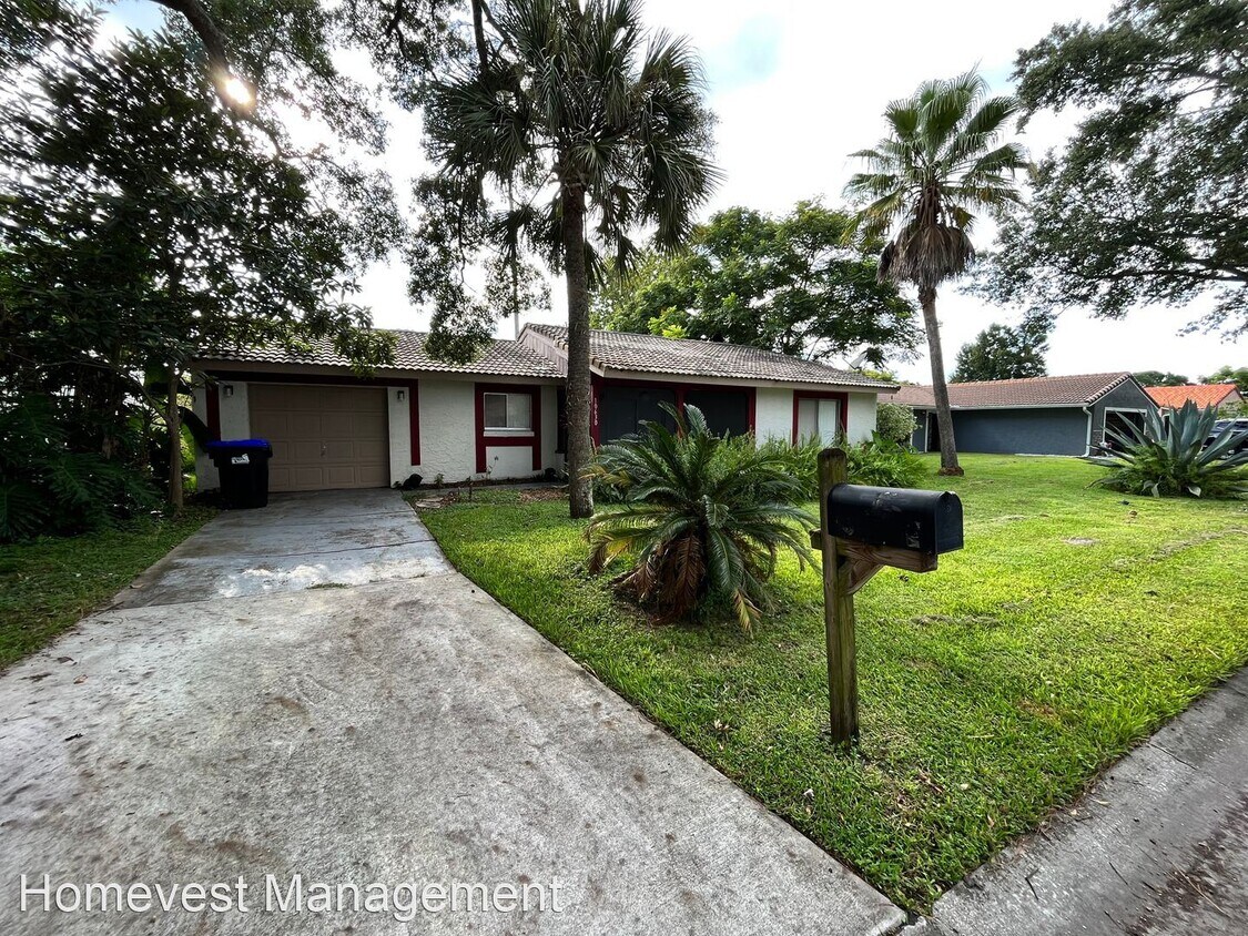 Foto principal - 2 br, 2 bath House - 10630 Bellflower Court