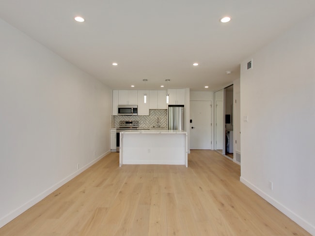 Foto del edificio - 1502 Newlands Ave