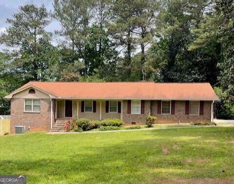 Primary Photo - 35 Pine Meadow Cir