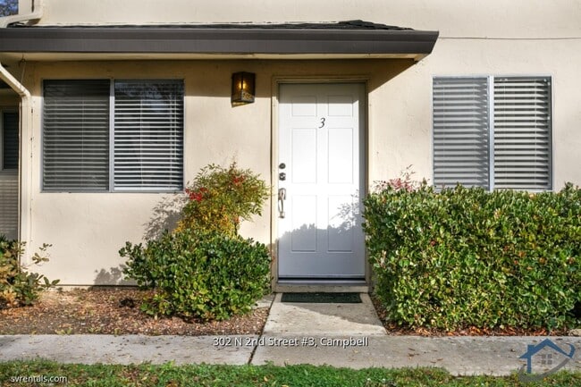 Building Photo - 302 N 2nd St