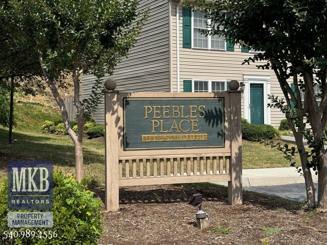 Building Photo - 160 Gretchen Court - Fantastic Townhome in...