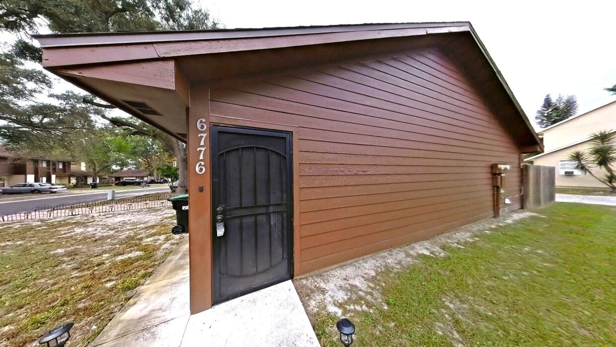Primary Photo - Lovely 2/2 in Magnolia Pointe Orlando