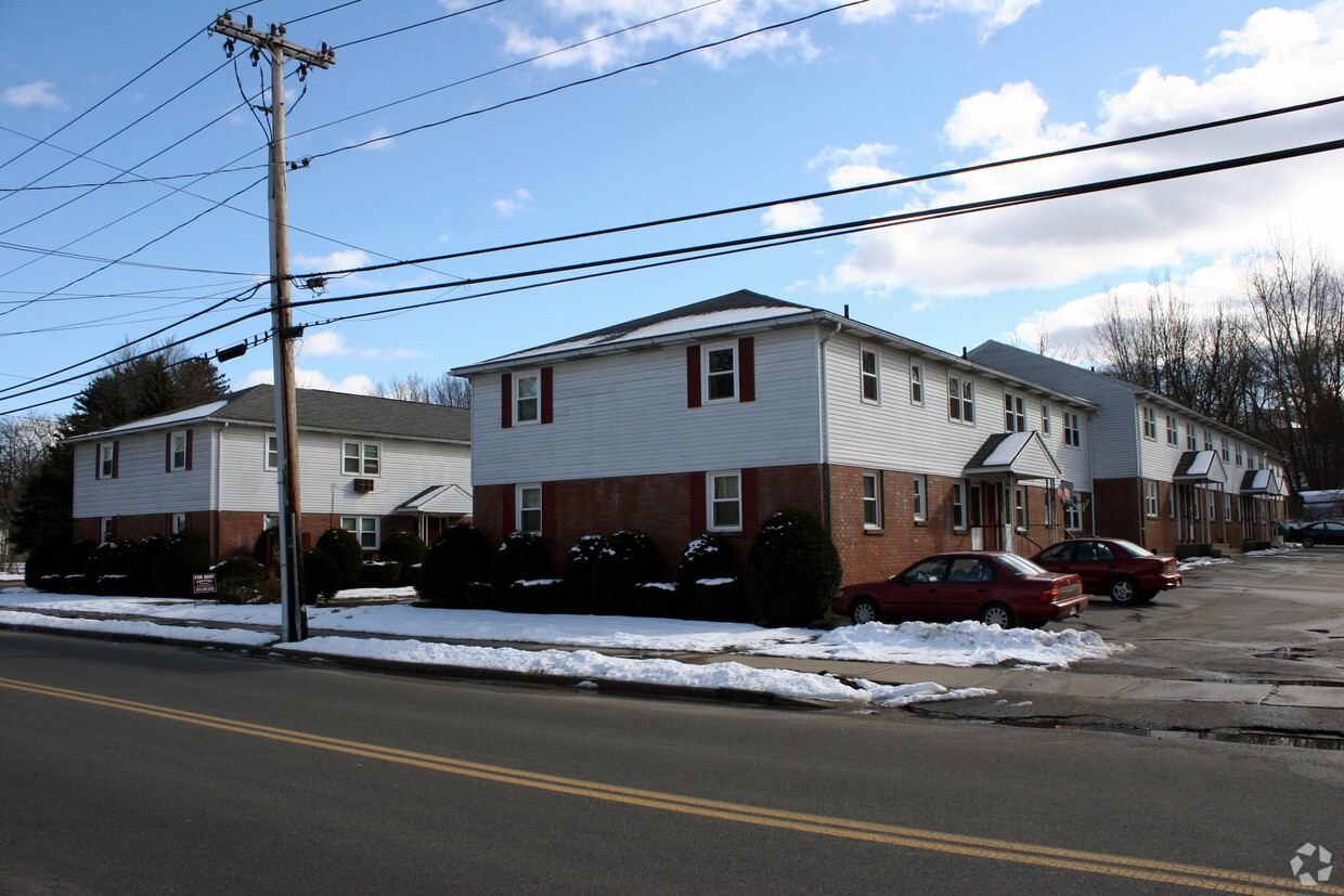 Cedar Ridge - Cedar Ridge Apartments