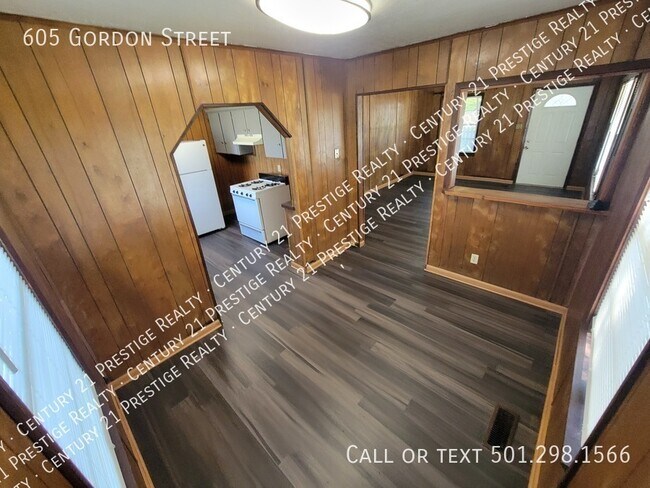 Foto del edificio - 605 Gordon St