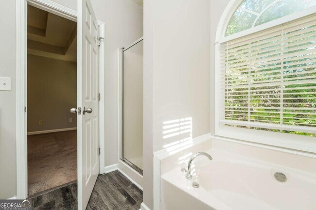 Building Photo - 5201 Rosetrace Terrace SW