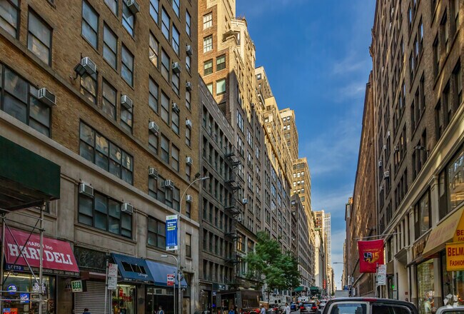 Building Photo - 241 W 36th St