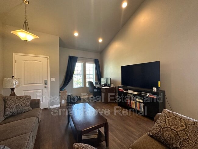 Foto del edificio - 10684 Wild Rice Dr