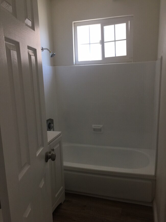 Foto del edificio - 13463 Vanowen St