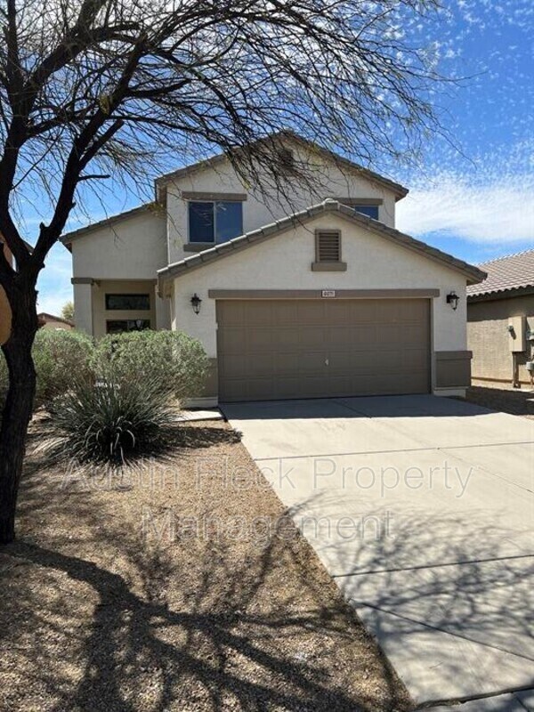 Foto principal - 4071 E Aragonite Ln