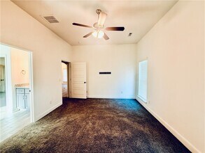 Building Photo - 424 NW 59th Ave