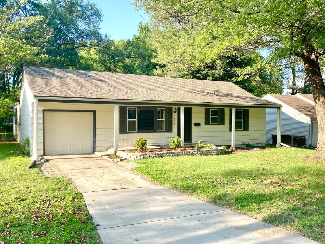 6406 W 72nd Terrace, Overland Park, KS 66204 House for Rent in