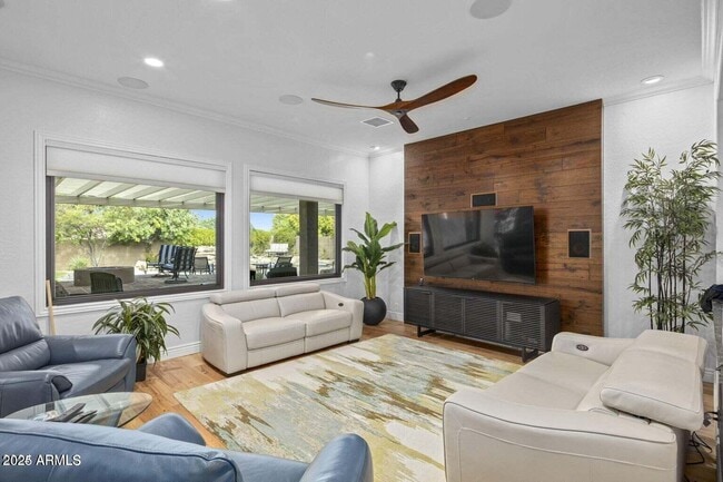 Building Photo - 10912 E Butherus Dr