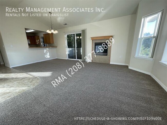 Foto del edificio - 1003 N Stilson Rd