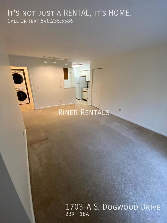 Building Photo - 1703-A S Dogwood Dr