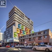 Building Photo - 297 College St