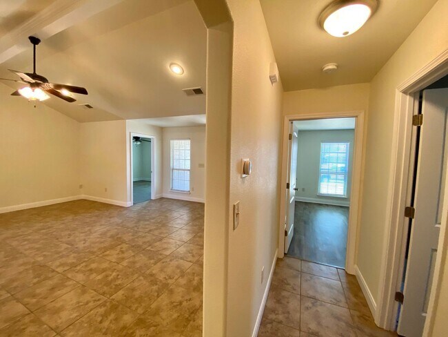 Foto del edificio - Sharp 3/3/2 in North Lubbock!