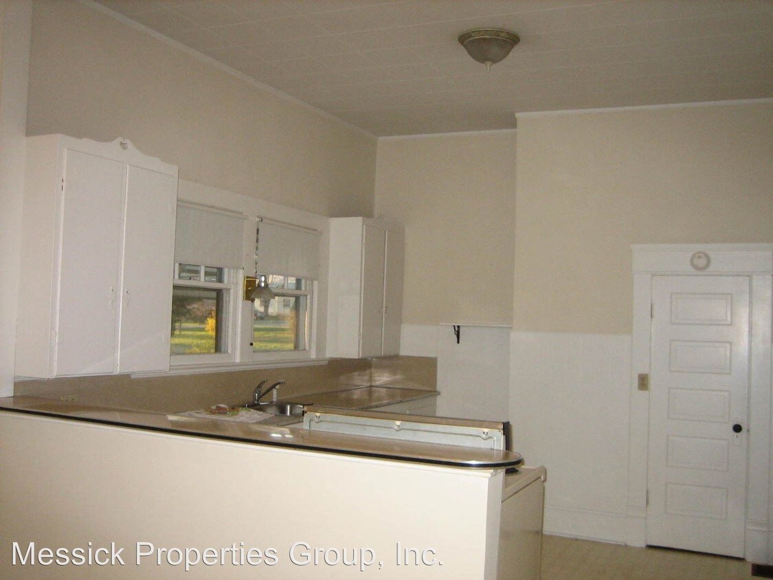 Building Photo - 3515 Kernersville Rd