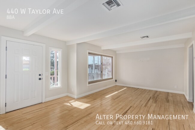 Building Photo - 440 W Taylor Ave