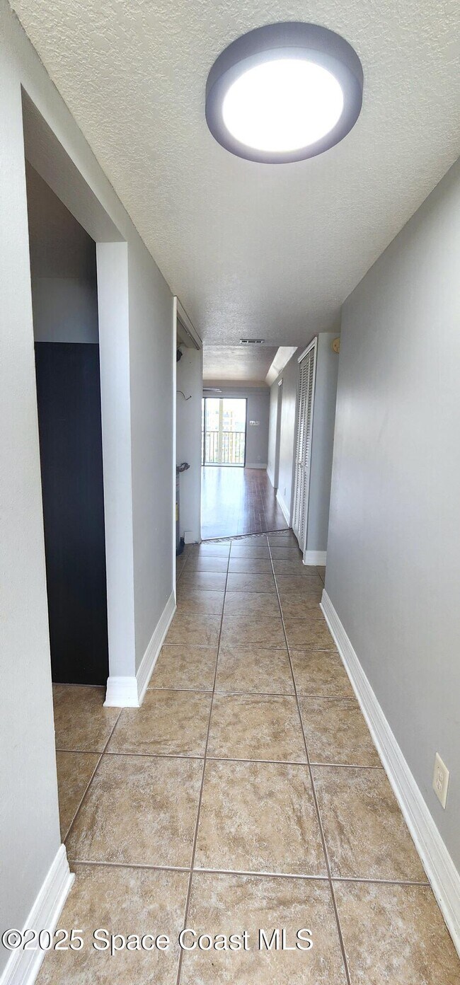 Building Photo - 500 Palm Springs Blvd