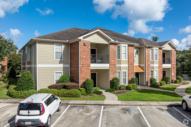 Foto del edificio - Reserve at Squirrel Run