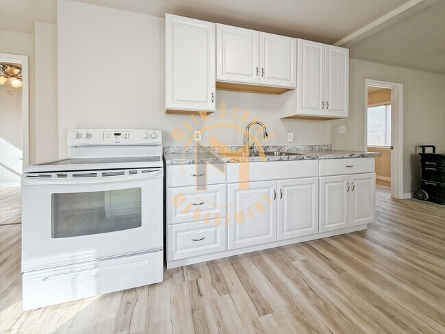 Foto del edificio - 2 Bed 1 Bath Single Family Home