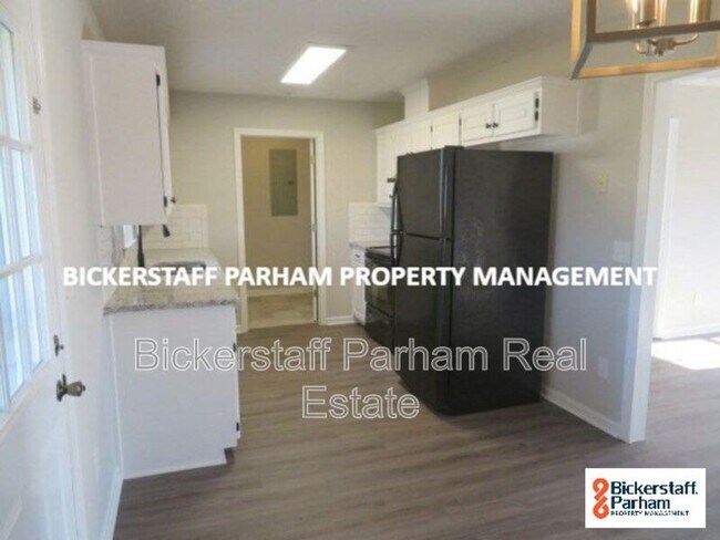 Building Photo - 26 Farmbrook Dr