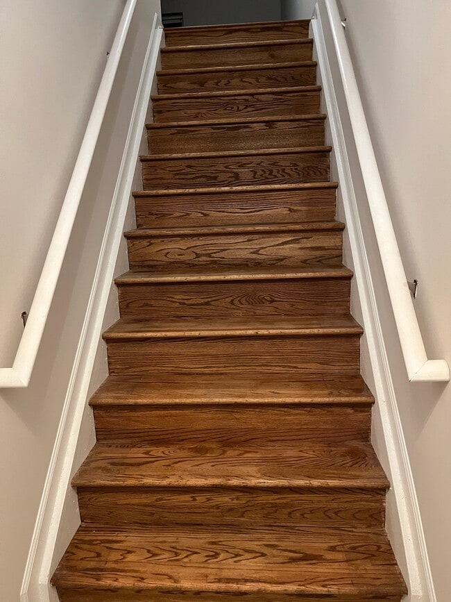 Building Photo - 18411 University Park Dr