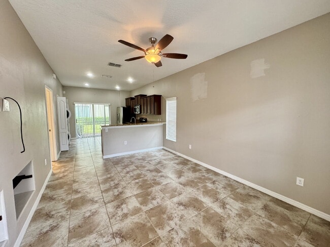 Building Photo - 20421 Needletree Dr