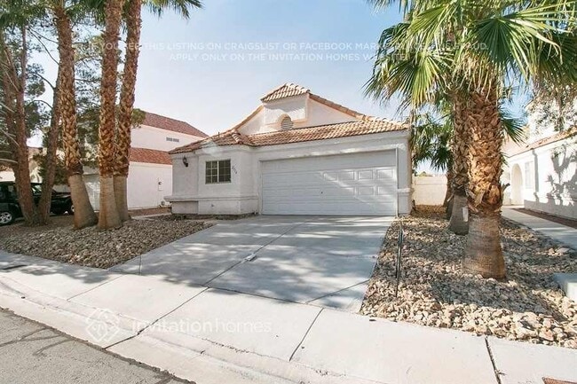 Building Photo - 2116 Running River Rd