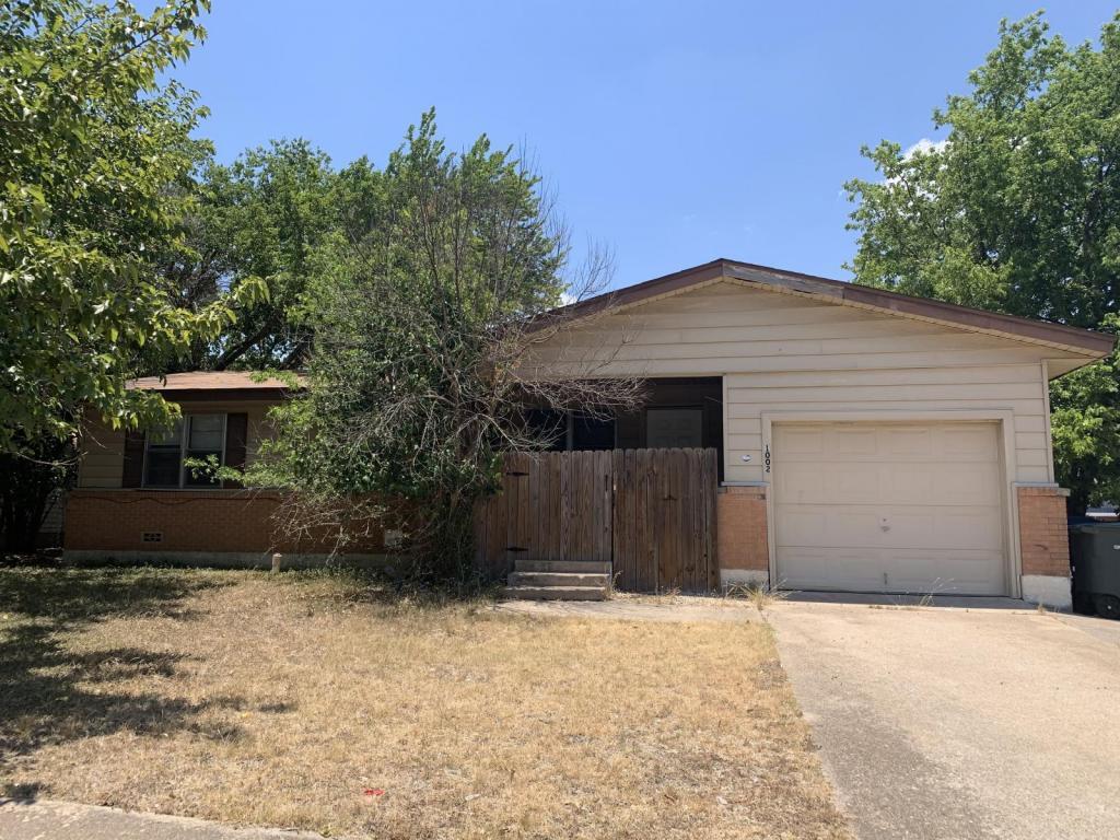 Foto principal - 1002 S 13th St