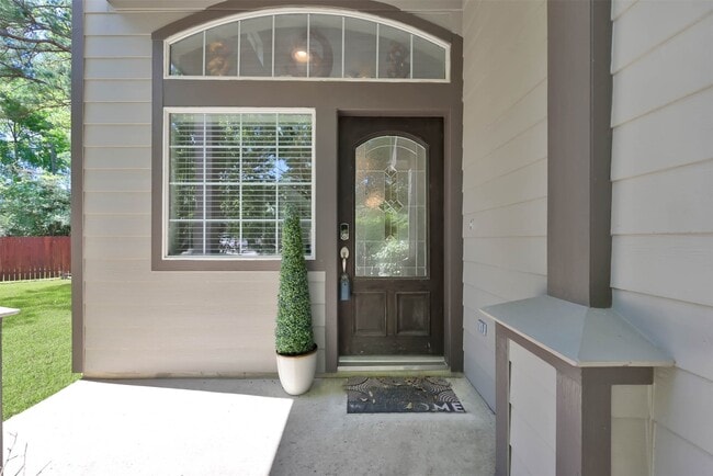 Building Photo - 15 Aquiline Oaks Pl