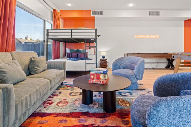 Foto del edificio - 15638 N 41st Pl