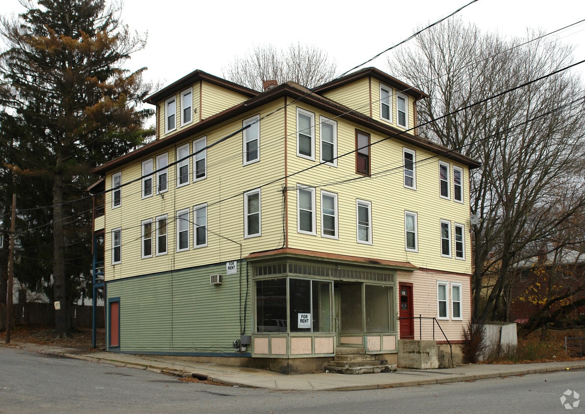 Primary Photo - 369 Valley St