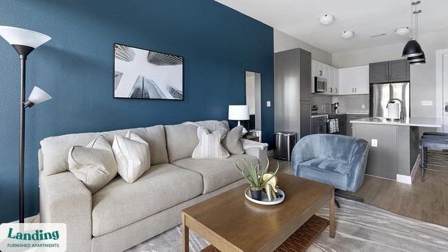 Building Photo - 400 Crawford St