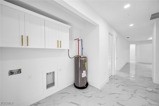 Building Photo - 314 Urbana St