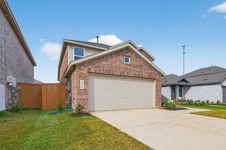 Building Photo - 3025 Fantasy Ter Dr