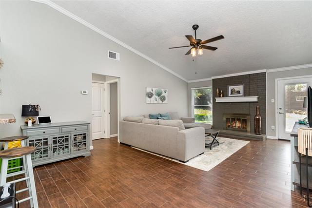 Building Photo - 1734 Hemlock Ct