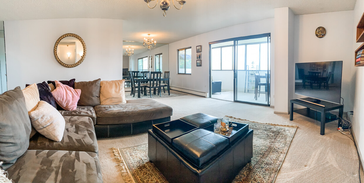 Living room and dining room - 7420 E Quincy Ave