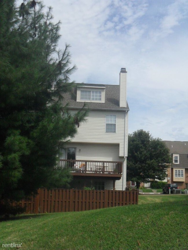 Building Photo - 1532 Stoney Beach Way