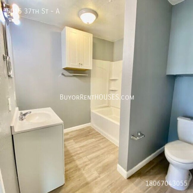 Foto del edificio - 5015 37th St