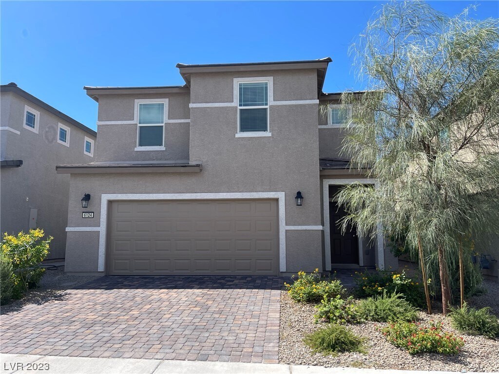 Foto principal - 6124 Castle Gardens Ave