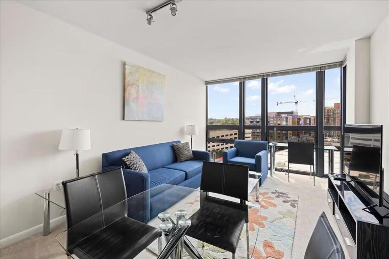 Foto principal - 1330 S Fair St