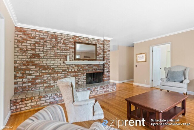 Building Photo - 6562 Tam O'Shanter Dr