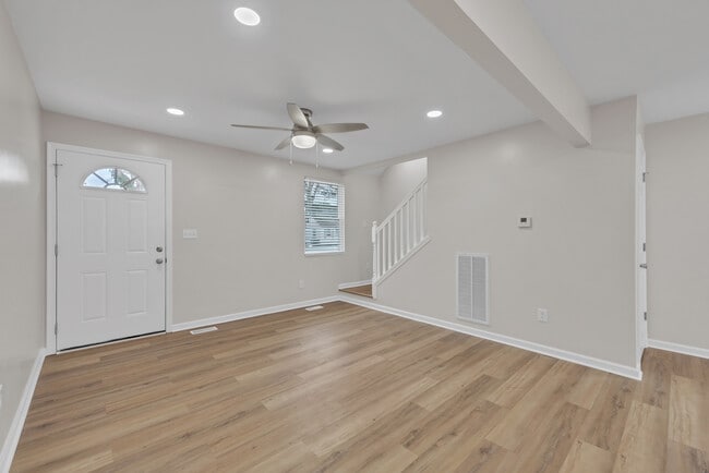 Building Photo - 8 E Preston St